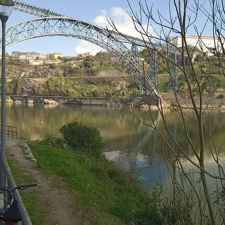 Por Do Sol * Вила-Нова-ди-Гая