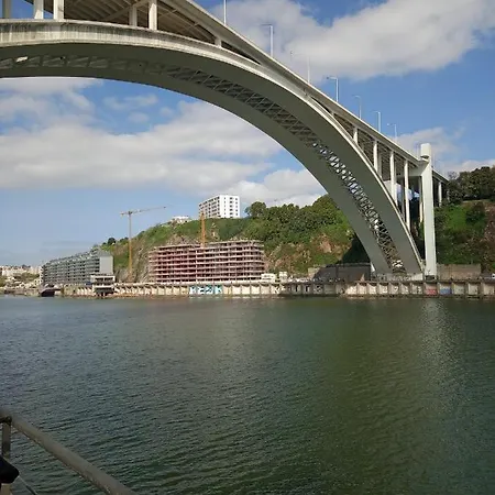 Por Do Sol * Вила-Нова-ди-Гая